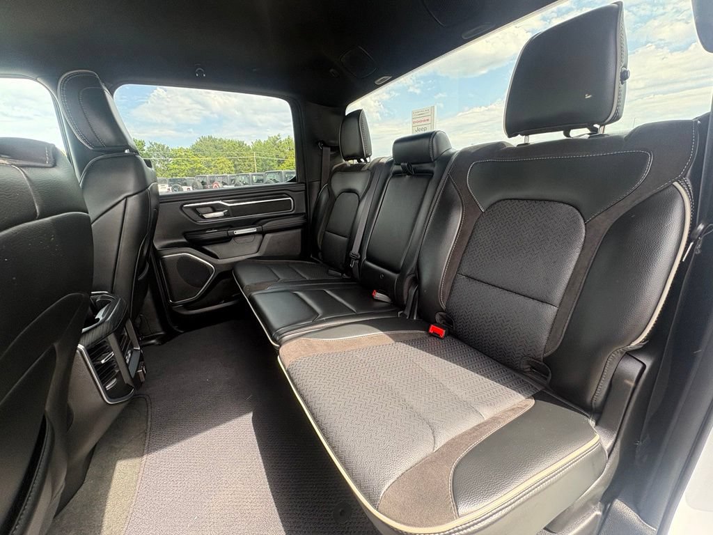 Used 2024 RAM 1500 Laramie AWD/4WD image 25