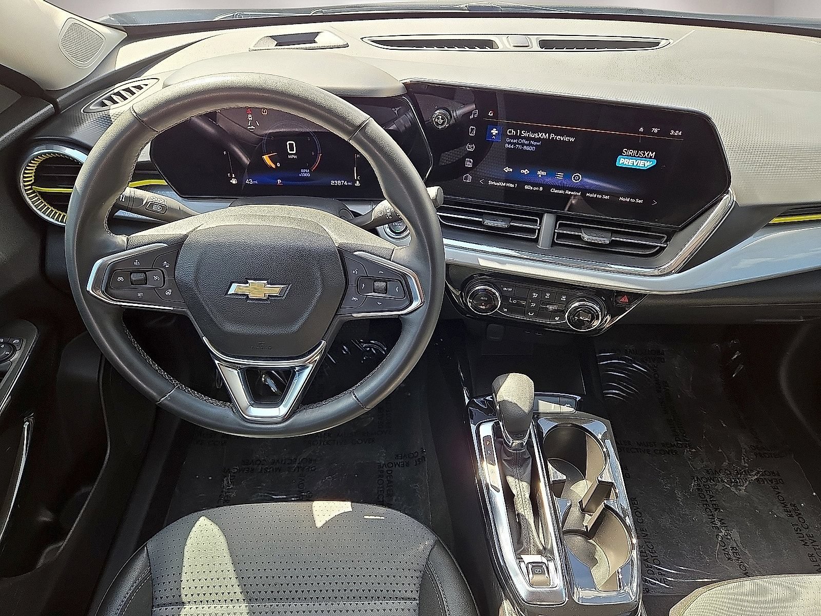 Used 2025 Chevrolet Trax LT w/ Driver Confidence Package FWD image 18