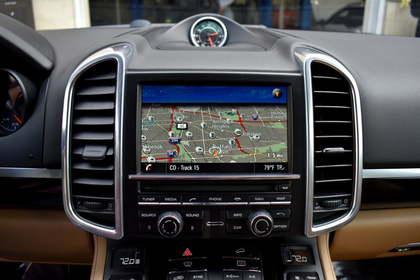 Used 2016 Porsche Cayenne image 21