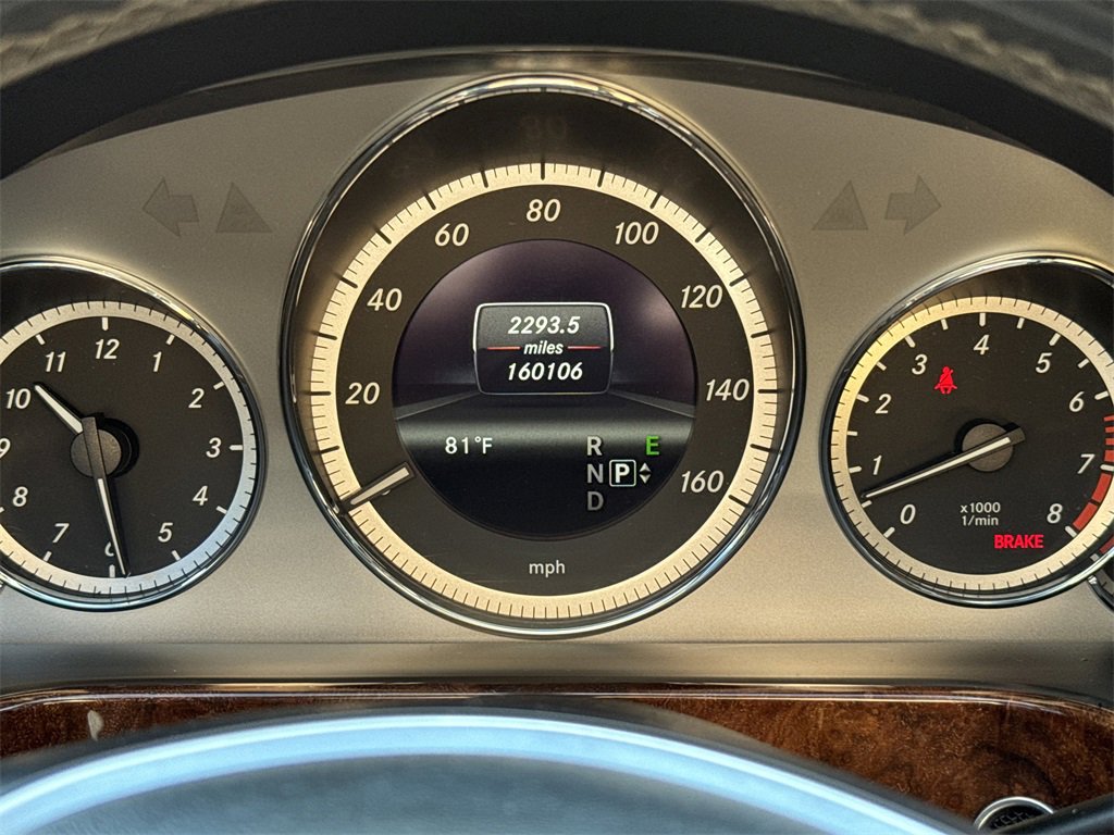 Used 2013 Mercedes-Benz E 350 4MATIC Sedan image 21