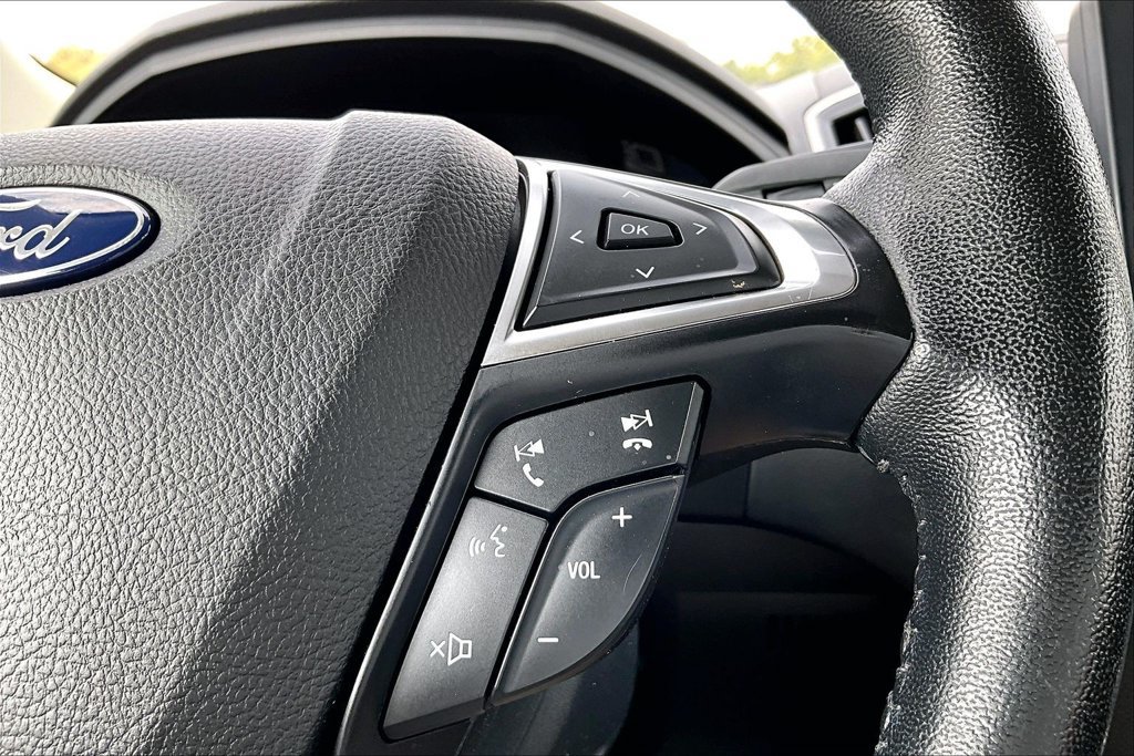 Used 2022 Ford Edge SEL AWD/4WD image 18