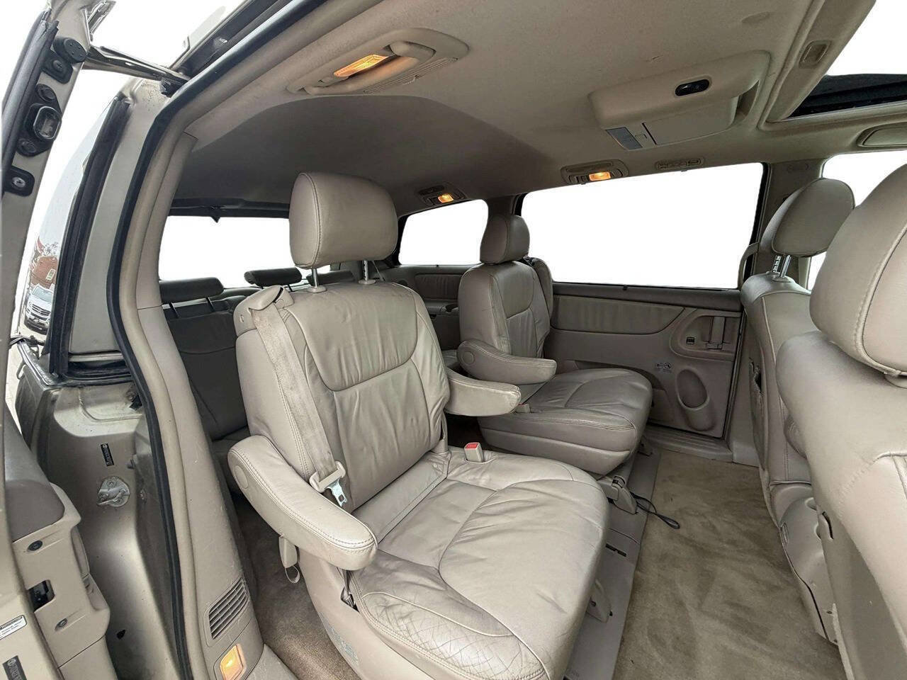 Used 2006 Toyota Sienna FWD image 16