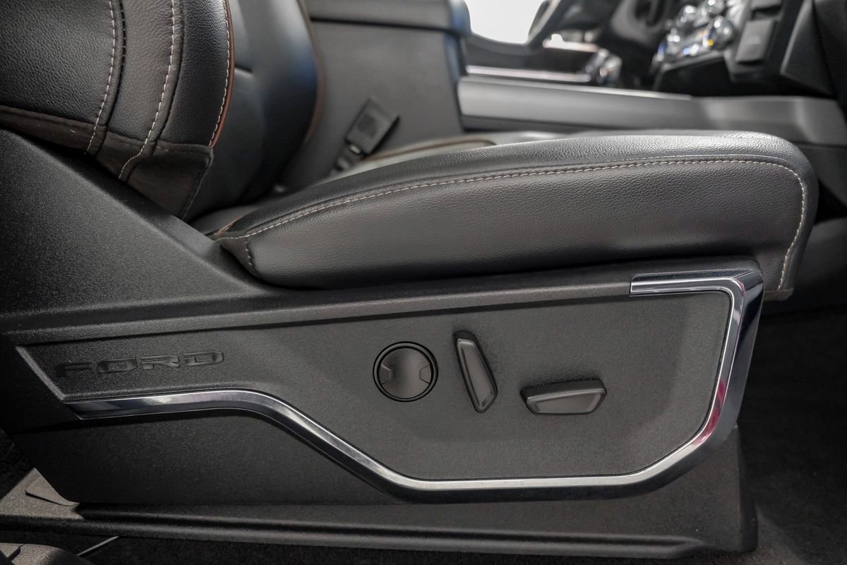 Used 2023 Ford F250 Lariat w/ Lariat Ultimate Package image 36