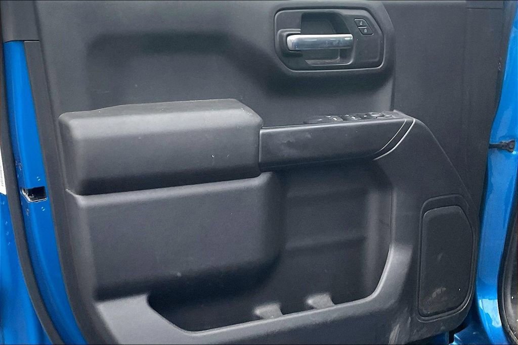 Used 2022 Chevrolet Silverado 1500 Custom w/ LPO, Dark Essentials Package image 21