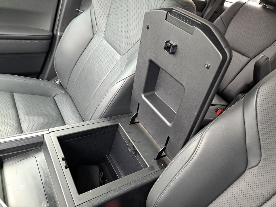 Used 2024 Lexus GX 550 image 33