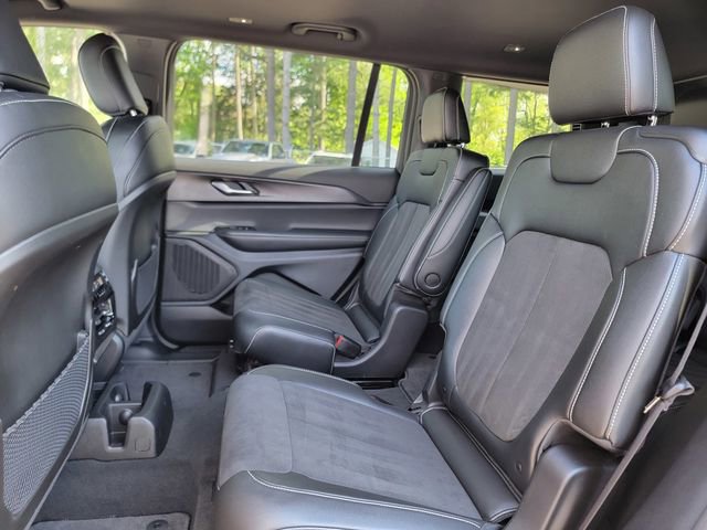 Certified 2023 Jeep Grand Cherokee L Laredo AWD/4WD image 21