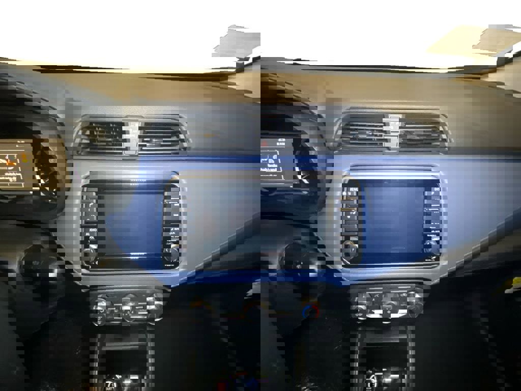 New 2025 Nissan Versa SV w/ Trunk Package image 10