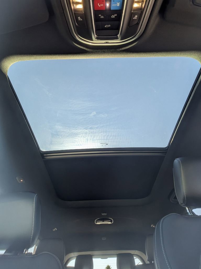 New 2025 Jeep Grand Cherokee L Limited image 28