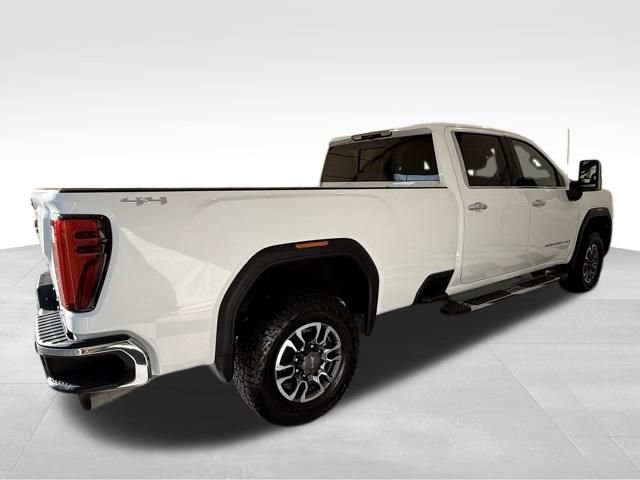 Used 2024 GMC Sierra 3500 SLT w/ SLT Premium Package image 7