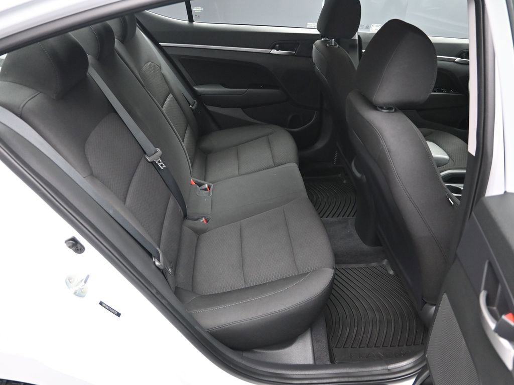 Used 2020 Hyundai Elantra SEL w/ Winter Weather Package image 34