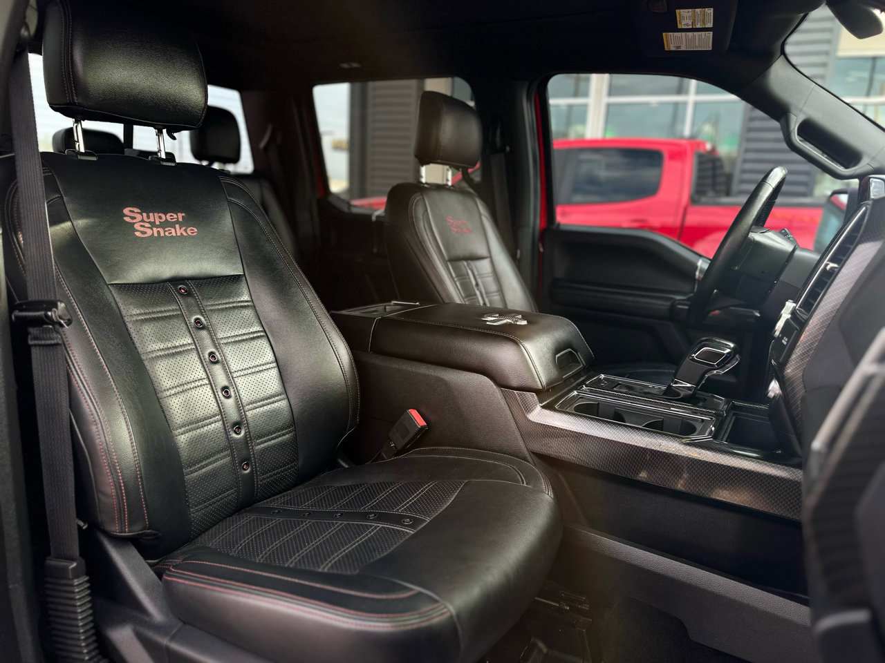 Used 2019 Ford F150 Lariat w/ Equipment Group 502A Luxury image 11