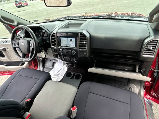Used 2016 Ford F150 XLT w/ Equipment Group 302A Luxury AWD/4WD image 35