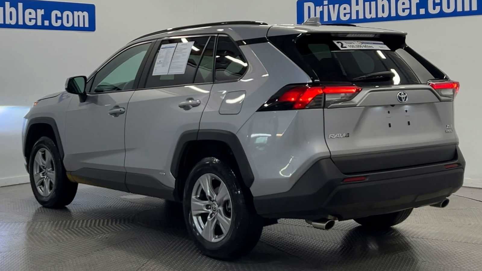 Used 2023 Toyota RAV4 XLE w/ Convenience Package AWD/4WD image 6