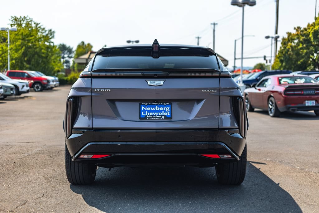 Used 2024 Cadillac Lyriq Sport AWD/4WD image 8