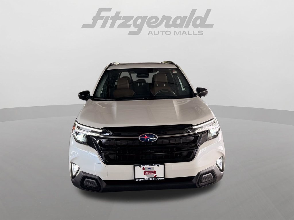 Used 2025 Subaru Forester Touring AWD/4WD image 8