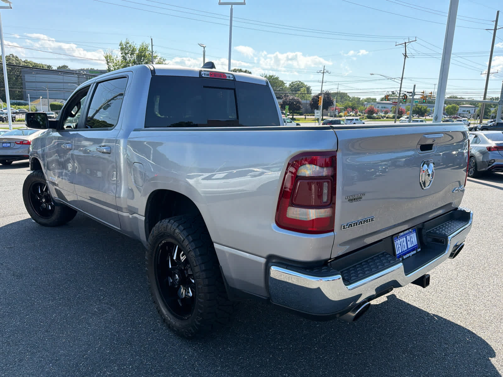 Used 2023 RAM 1500 Laramie AWD/4WD image 36