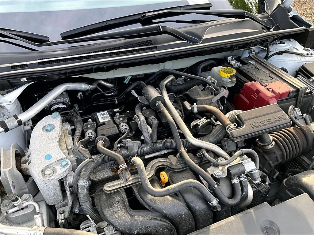 Used 2024 Nissan Sentra SV FWD image 32