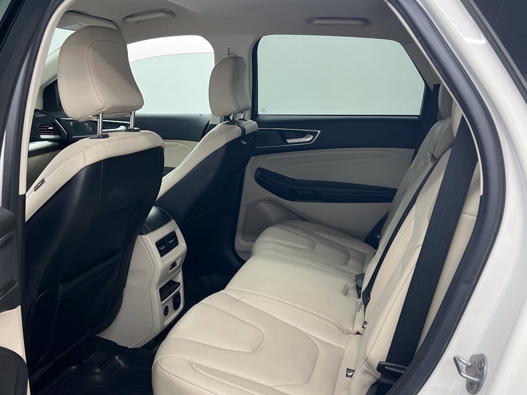 Used 2022 Ford Edge Titanium w/ Equipment Group 301A AWD/4WD image 12