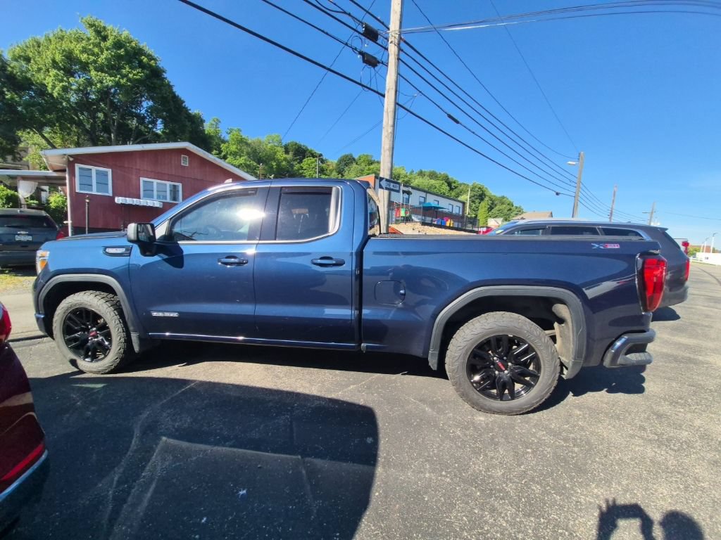 Used 2022 GMC Sierra 1500 Elevation w/ X31 Off-Road Package AWD/4WD image 4