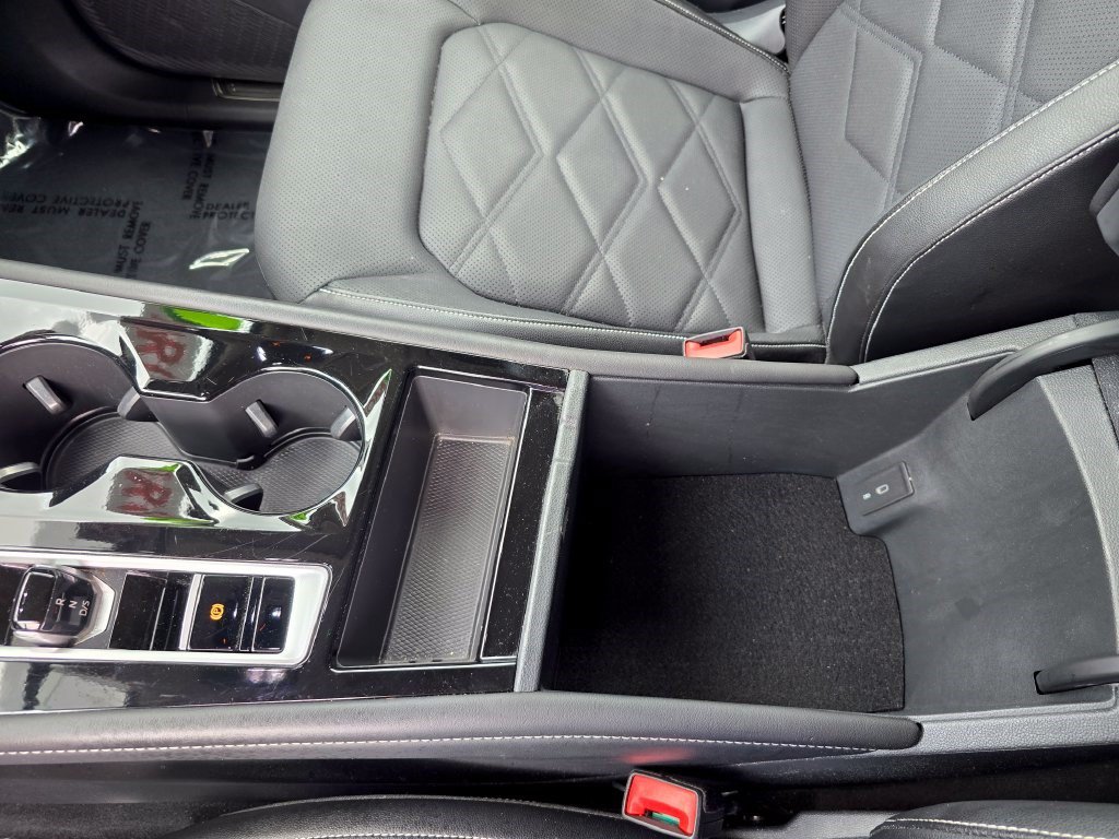 Used 2025 Volkswagen Atlas SE FWD image 24