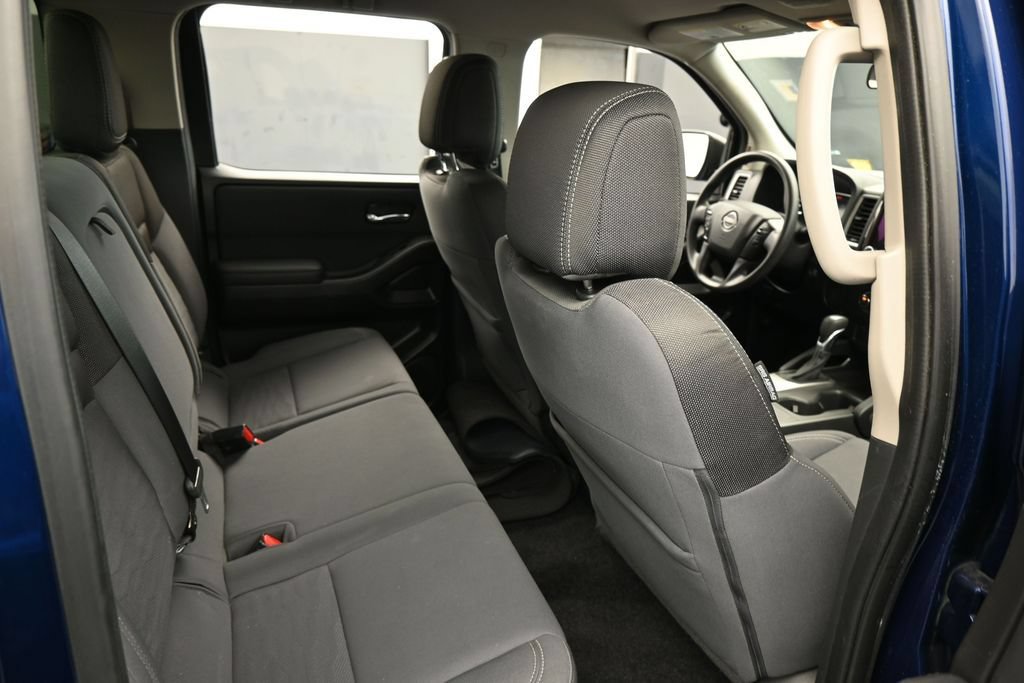 Used 2022 Nissan Frontier SV RWD image 41