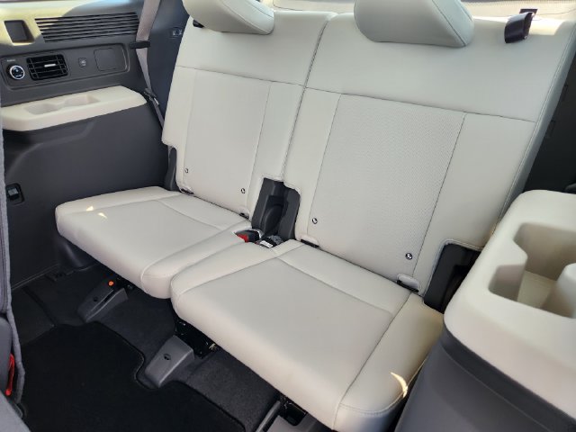 New 2027 Hyundai Santa Fe SEL FWD image 33