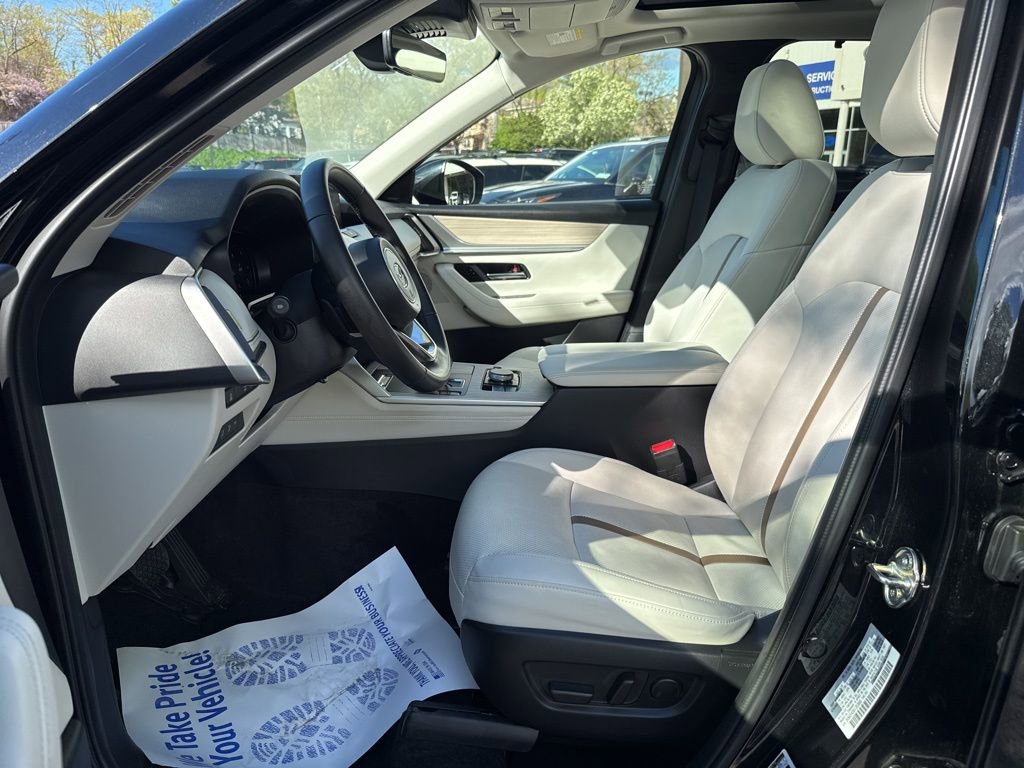 Used 2025 MAZDA CX-90 3.3 Turbo w/ Premium Plus Pkg image 24