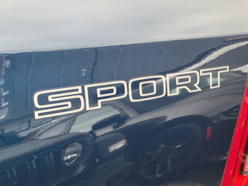 Used 2023 RAM 1500 Laramie AWD/4WD image 25
