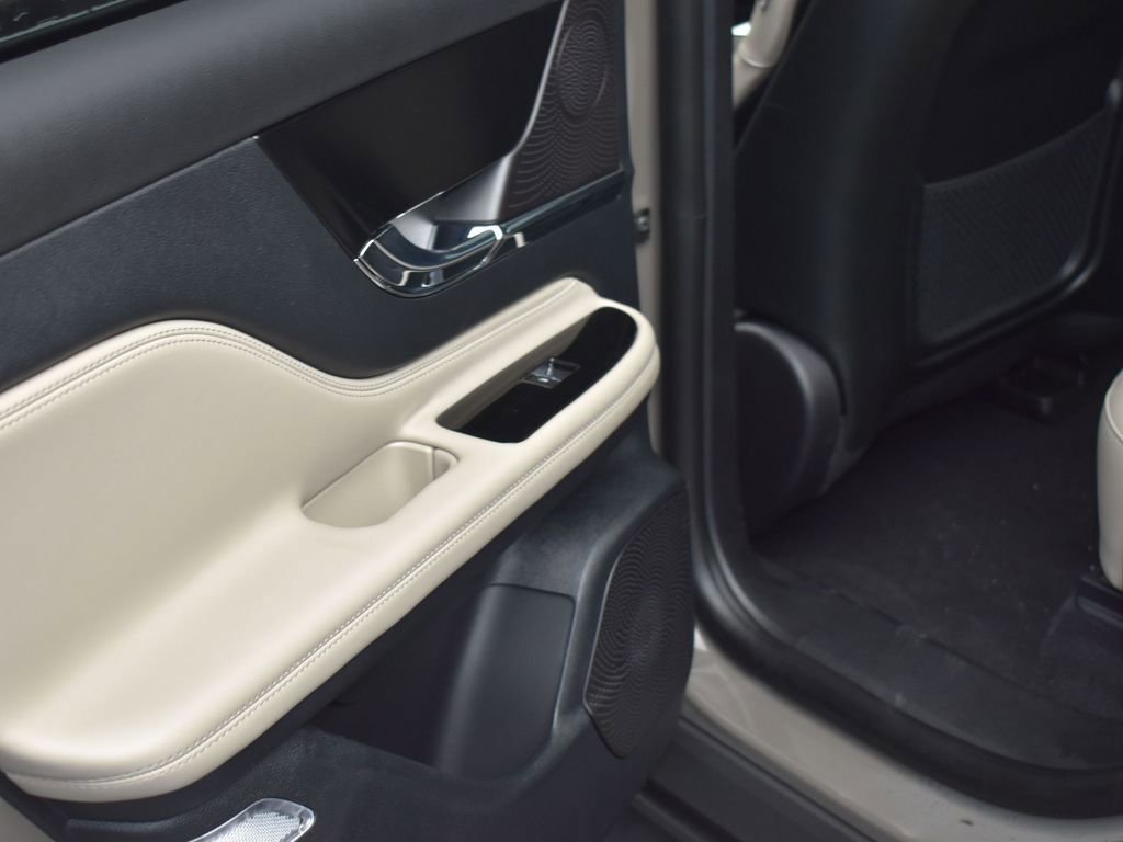 New 2026 Lincoln Corsair Grand Touring AWD/4WD image 12