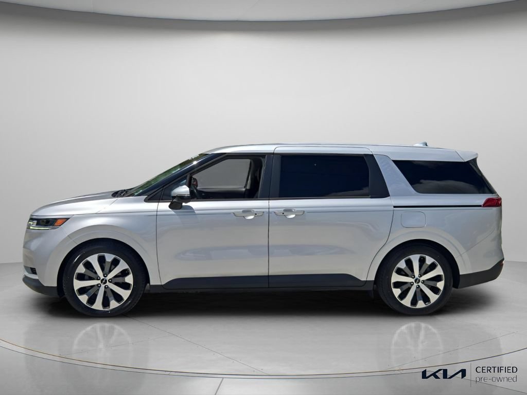 Certified 2022 Kia Carnival LX FWD image 3