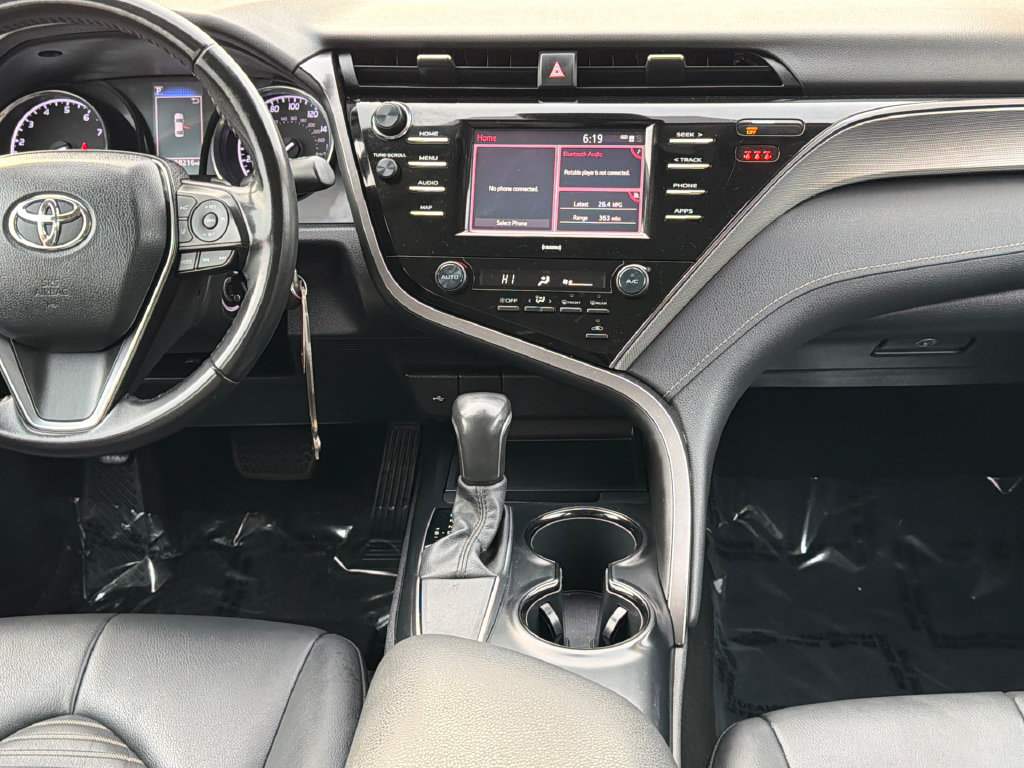Used 2020 Toyota Camry SE FWD image 12