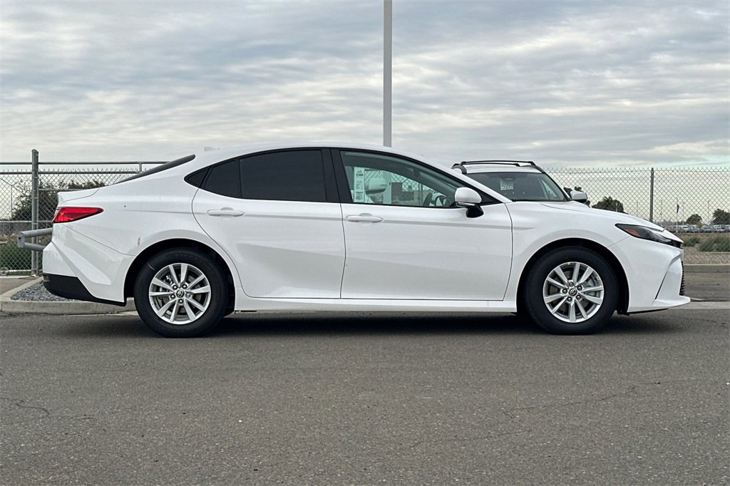 New 2026 Toyota Camry LE image 3