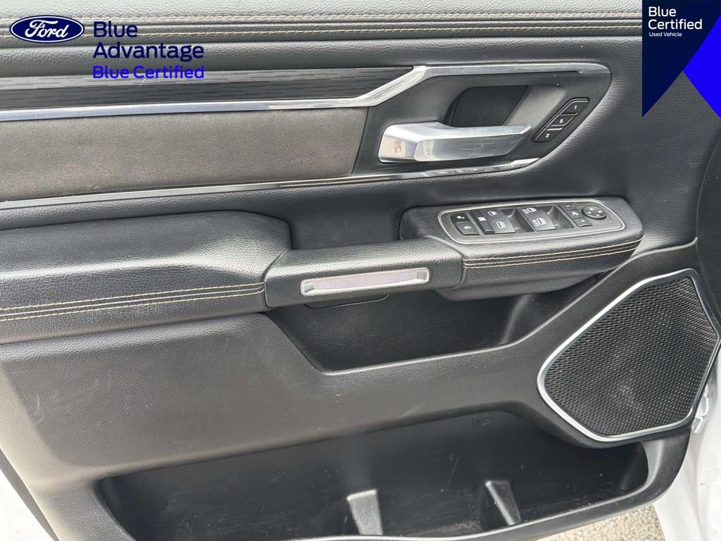 Used 2024 RAM 1500 Laramie AWD/4WD image 13