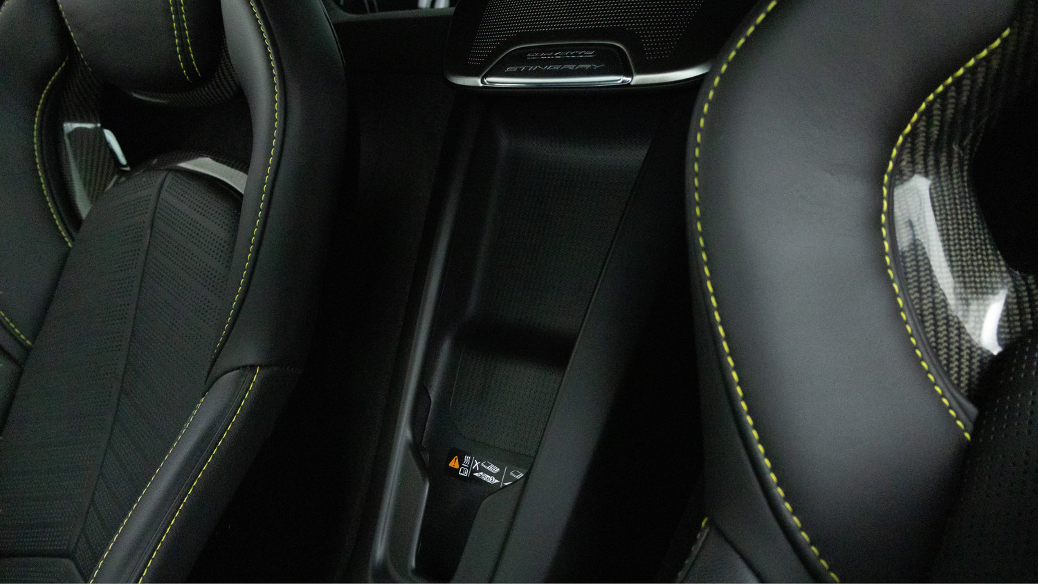 Used 2022 Chevrolet Corvette Stingray Premium Cpe w/ Z51 Performance Package RWD image 24