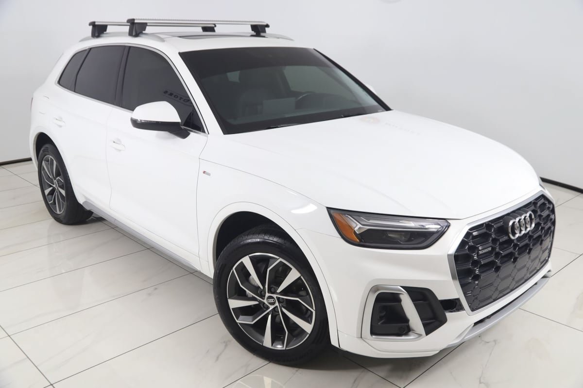 Used 2022 Audi Q5 2.0T Premium w/ Convenience Package AWD/4WD image 17