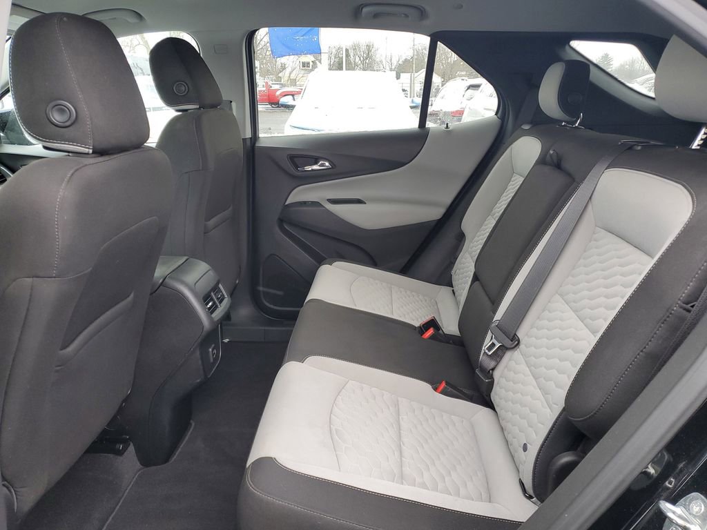 Used 2019 Chevrolet Equinox LS w/ LS Convenience Package image 26