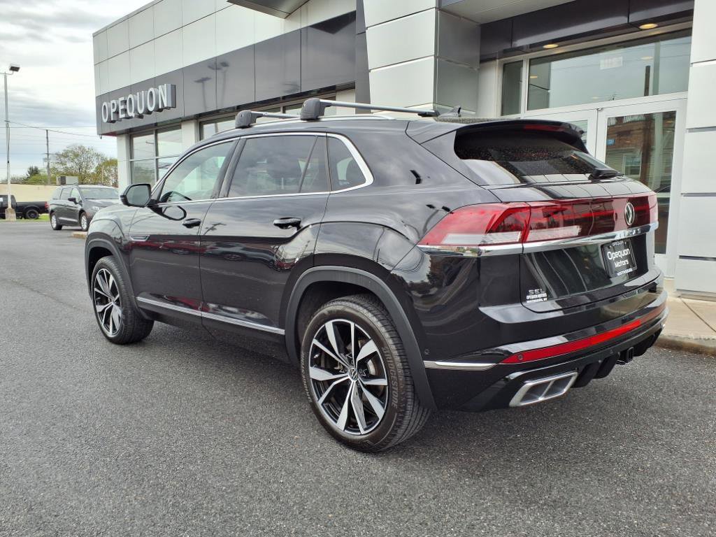 Used 2024 Volkswagen Atlas Cross Sport SEL Premium R-Line image 7