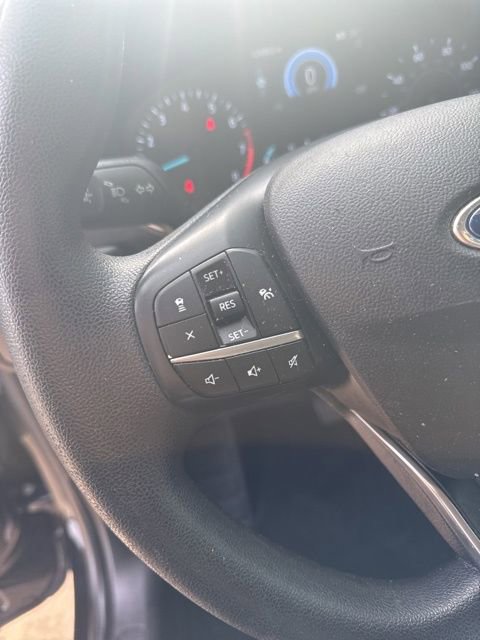 Used 2020 Ford Escape SE image 21