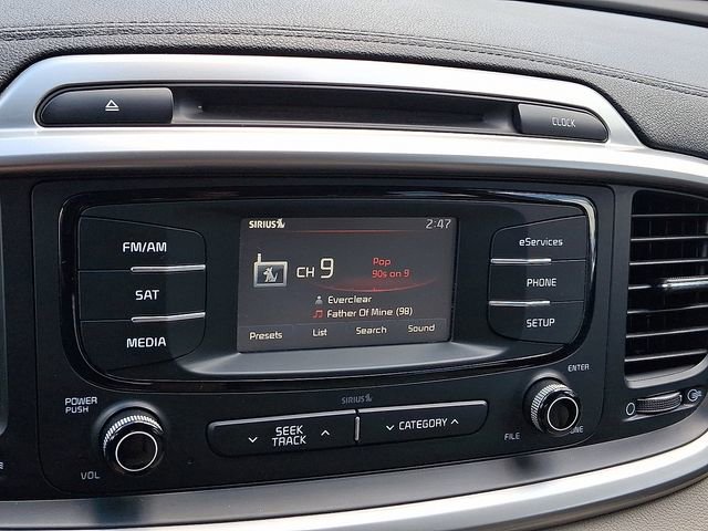 Used 2016 Kia Sorento AWD image 26