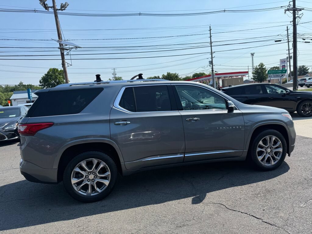 Used 2019 Chevrolet Traverse Premier AWD/4WD image 8