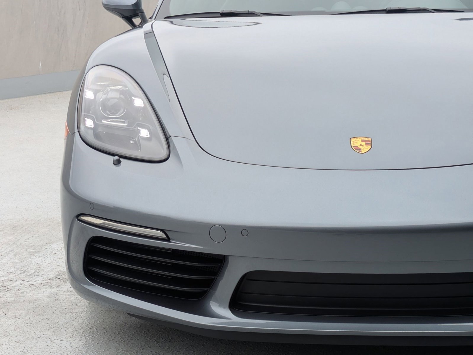 New 2025 Porsche 718 Cayman image 13