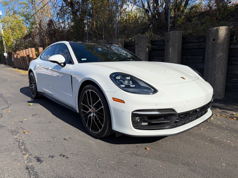 Used 2021 Porsche Panamera 4 w/ Premium Package image 10