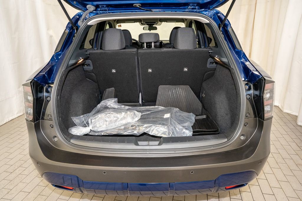 Certified 2025 Nissan Kicks S image 5