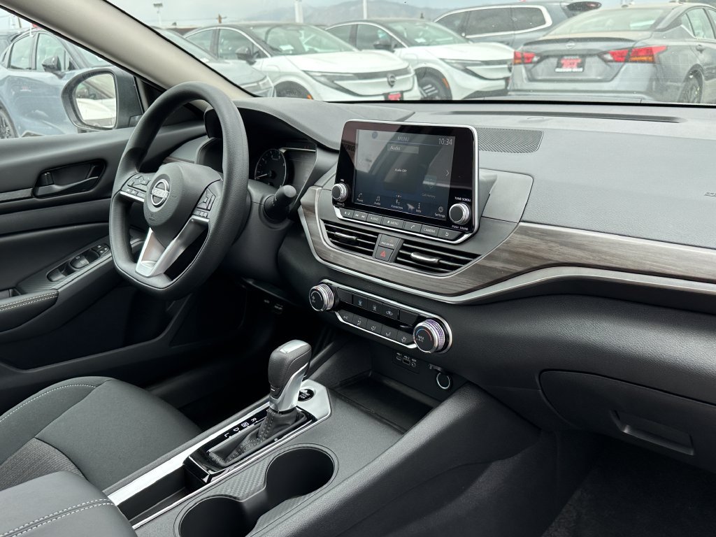 New 2026 Nissan Altima 2.5 SV FWD image 15