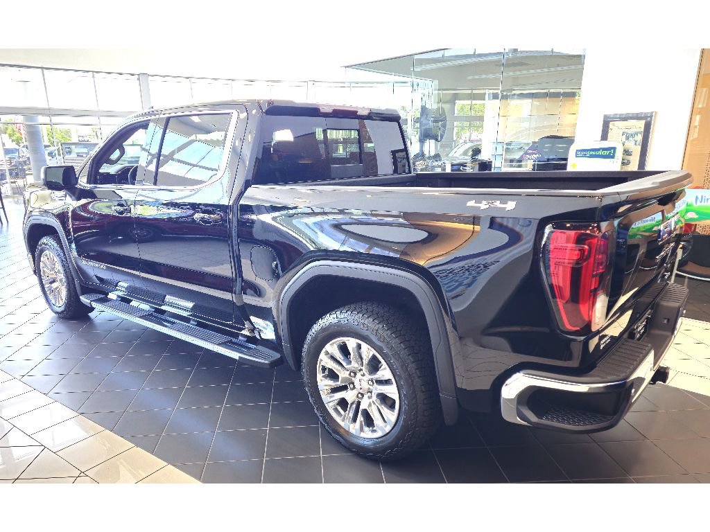 New 2025 GMC Sierra 1500 SLE w/ Preferred Package AWD/4WD image 3