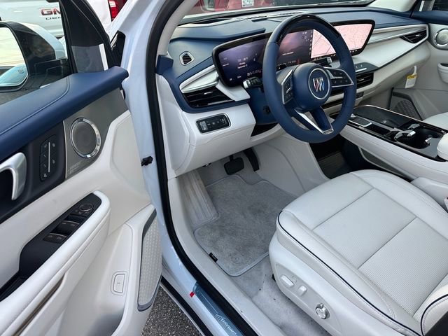 New 2026 Buick Enclave Avenir w/ Super Cruise Package image 17