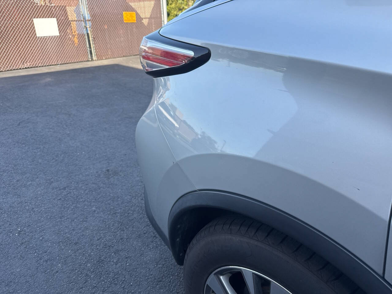 Used 2017 Nissan Murano SV AWD/4WD image 15