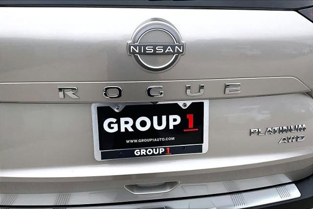 Certified 2023 Nissan Rogue Platinum w/ Platinum Premium Package AWD/4WD image 10