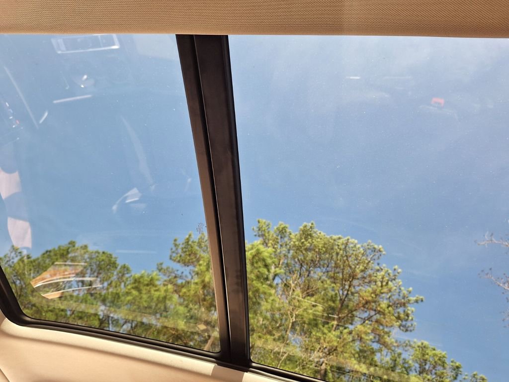 New 2026 Volkswagen Atlas SE image 23