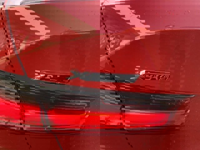 Used 2021 BMW 330i xDrive Sedan w/ Convenience Package image 12